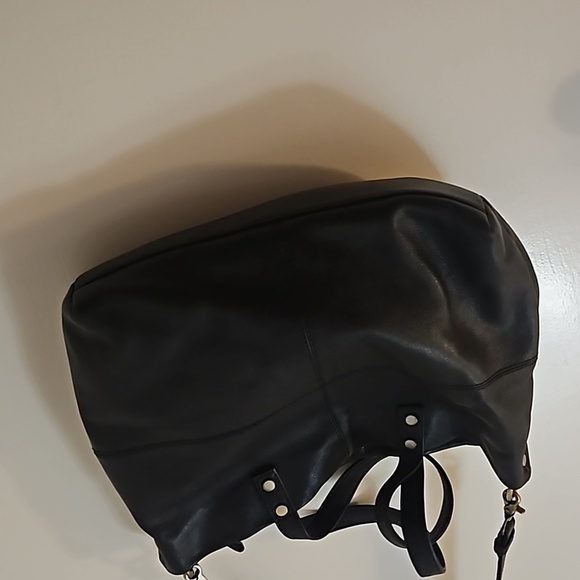 ASPEN Large Black Leather Satchel Crossbody Bag - Picture 7 of 16